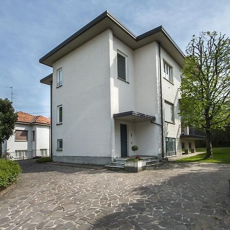 Apartamento Casa Foscolo Villa Guardia Exterior foto